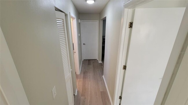 Foto del edificio - 8427 Brandeis Cir E