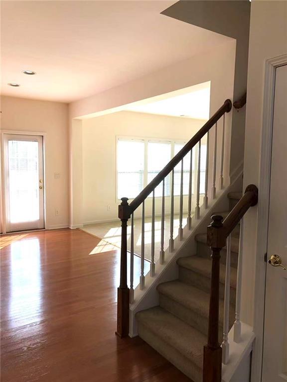 Building Photo - 5876 Rue Villa Ln