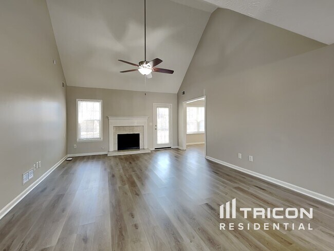 Building Photo - 4341 Glen Heights Way