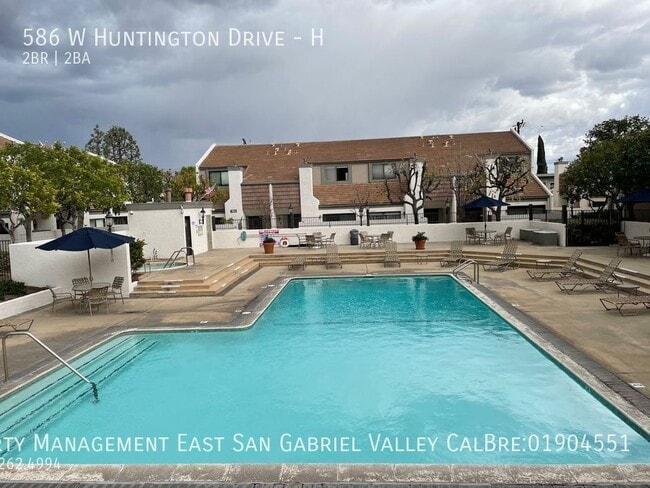Building Photo - 586 W Huntington Dr