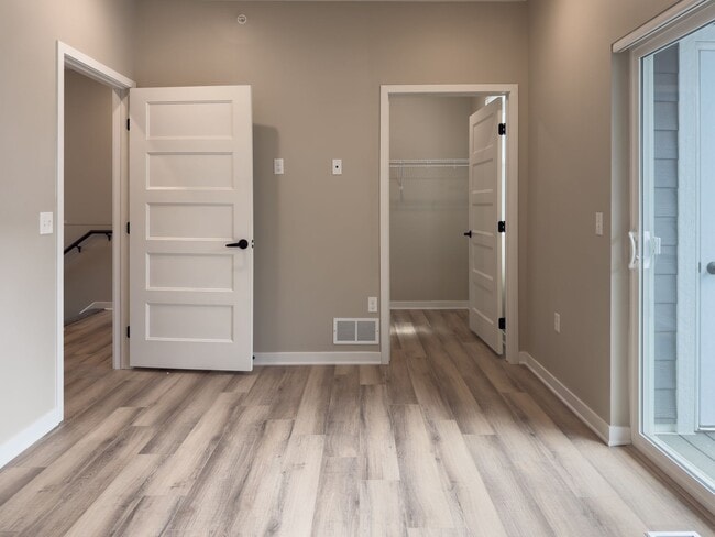 Building Photo - The Pines | Specials Available | Townhomes For Rent