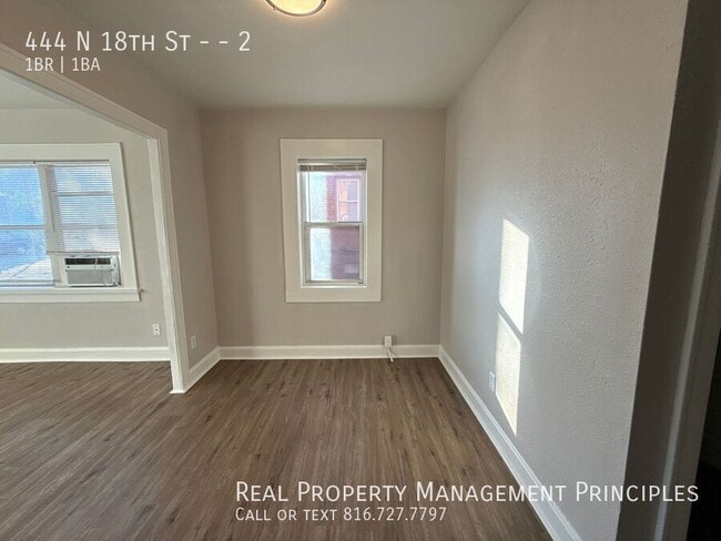 Foto del edificio - 444 N 18th St
