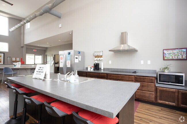 Cocina de la casa club - The Annex of Marion