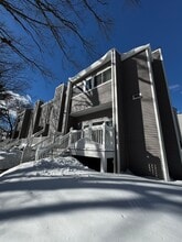 Building Photo - 255 North Rd