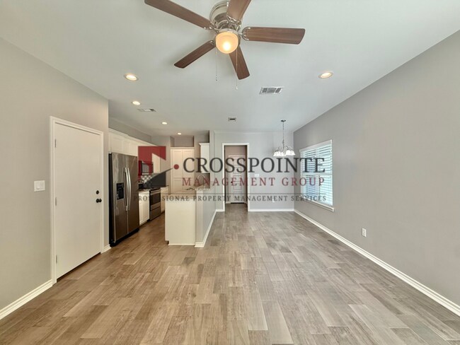 Foto del edificio - Tour Today! 2 bedroom 2 bathroom duplex in Tyler!