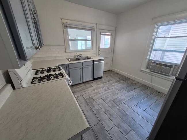 Building Photo - 524 Highland Pike