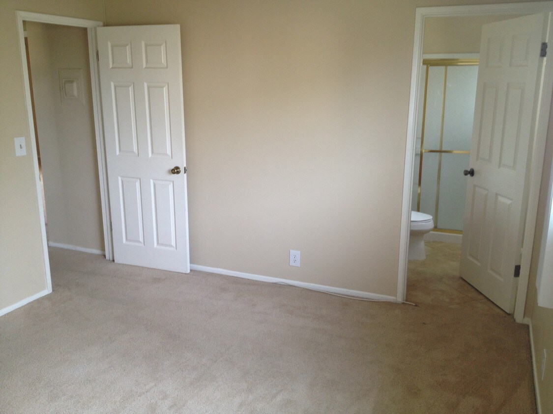 Foto principal - 1117 Montauk Ln