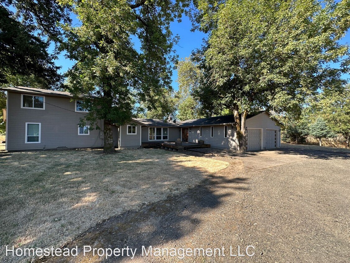 Primary Photo - 3 br, 2 bath House - 3005 Riddell Rd.