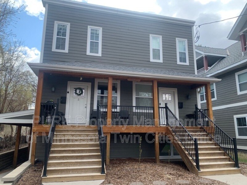 Foto principal - 2912 30th Ave S