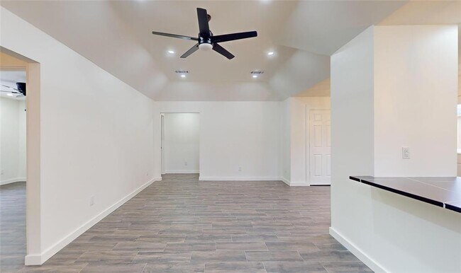 Foto del edificio - 304 Graceland St