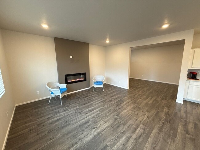 Foto del edificio - 4770 Daiquiri Ave NE