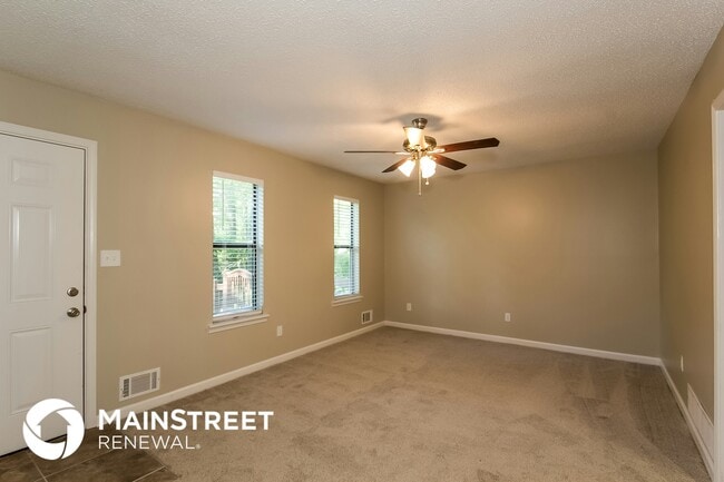 Building Photo - 290 W Paulding Blvd