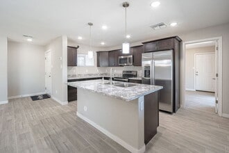Building Photo - 4002 N 59th Dr