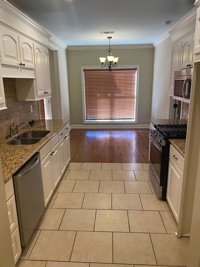 Building Photo - ****JUST REDUCED****Be ready to be wowed!