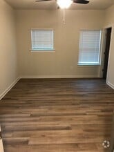 Building Photo - 349 Samuel Clemens Way