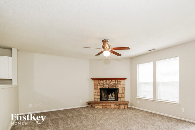 Foto del edificio - 2732 Redland Ln