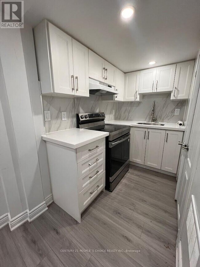 Photo du bâtiment - 45 Bushmill Cir