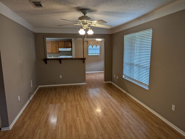 Foto del edificio - ADORABLE 3 Bed 1 bath in Breaux Bridge!!