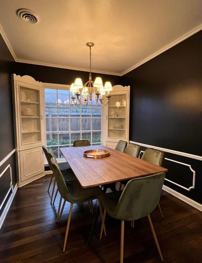 Foto del edificio - 1077 S Perkins Rd