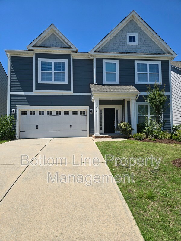 Foto del edificio - 10708 Sky Chase Ave NW