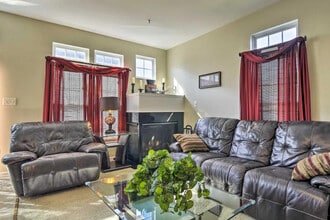 Building Photo - 5077 Cameo Terrace