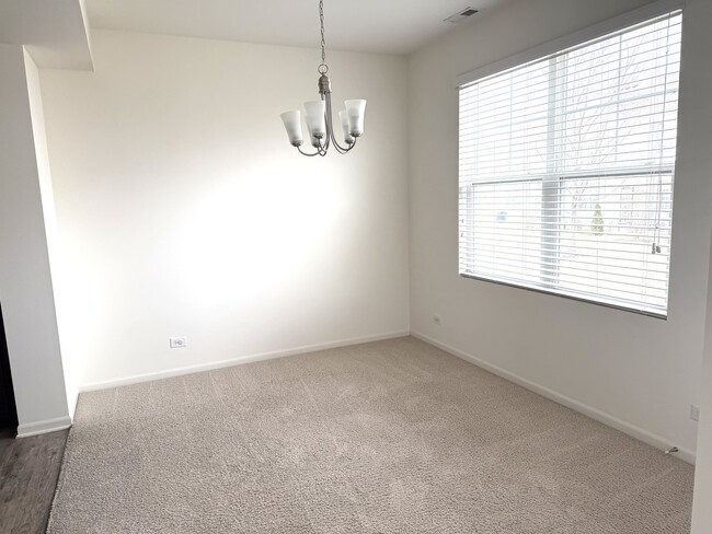 Foto del edificio - 658 Anchorage Ct