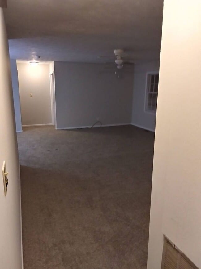 Building Photo - Coming Soon! Nice HOME just 5 Minutes from...