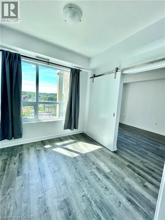 Building Photo - 5055 Greenlane