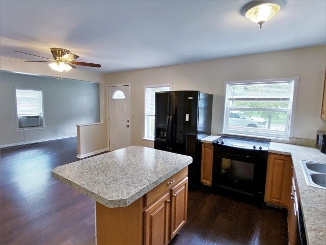 Foto del edificio - 1409 E Haley St