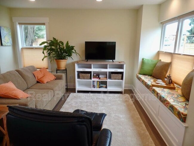 Foto del edificio - 519 N 97th St