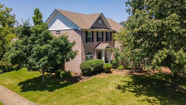 Foto del edificio - **5-BEDROOM HOME IN AMENITY-RICH MCKAY'S MILL NEIGHBORHOOD IN FRANKLIN/ WILLIAMSON COUNTY TN**