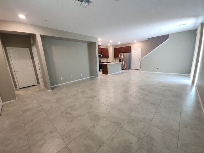 Building Photo - Gorgeous Recently Built 3 Bedroom Home!