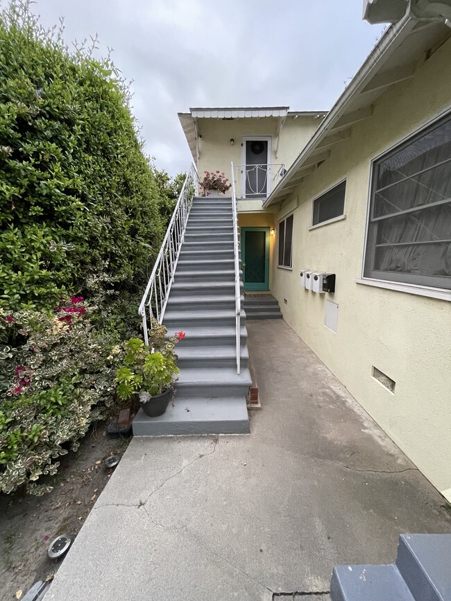 Foto del edificio - 340 W Alameda Ave