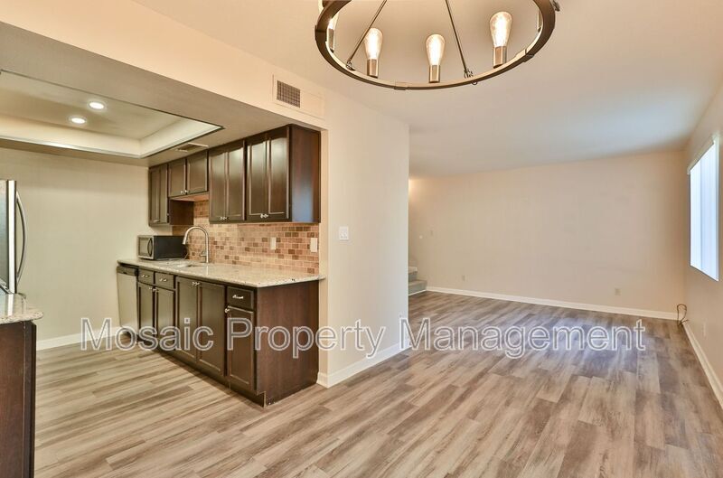 Foto principal - 1223 N Granite Reef Rd