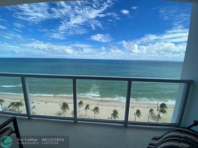Building Photo - 209 N Fort Lauderdale Beach Blvd