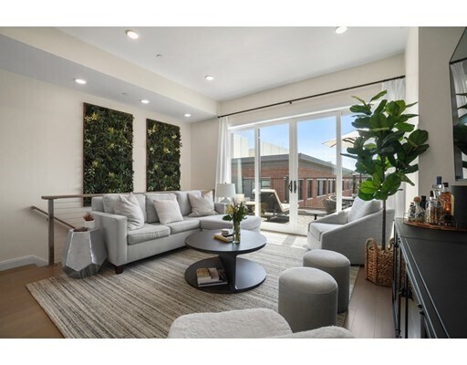 Foto principal - 8 Winthrop St