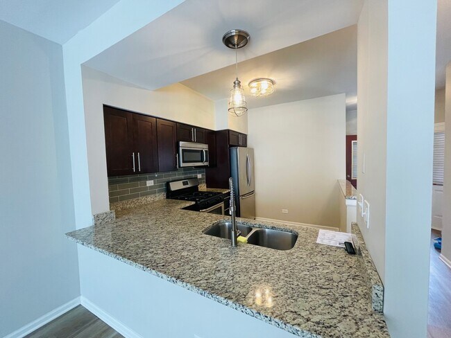 Foto del edificio - 17849 W Salisbury Dr