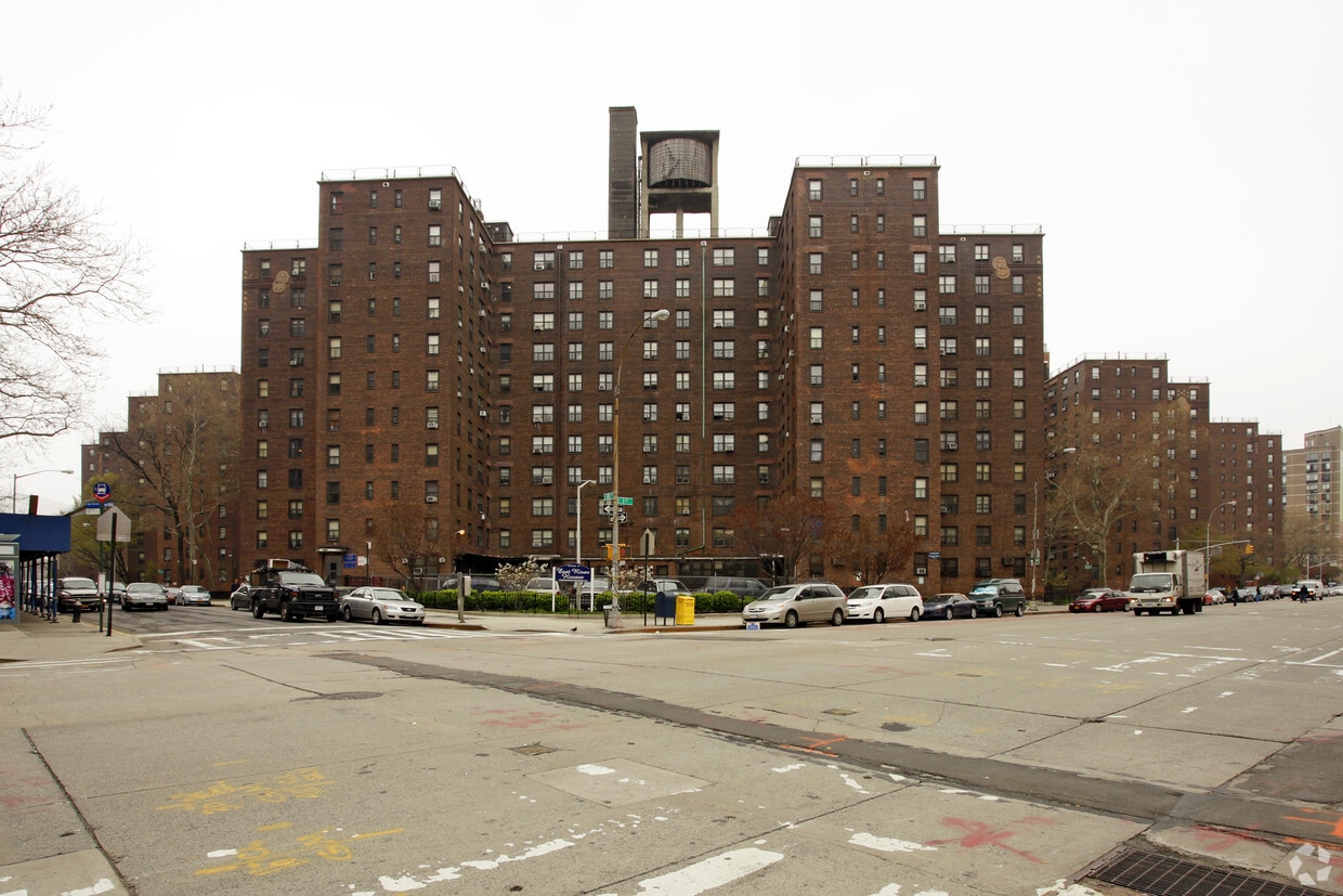 East River Apartments in New York, NY