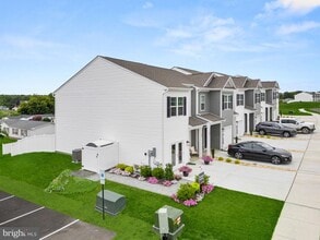 Building Photo - 45 Kitsune Blvd