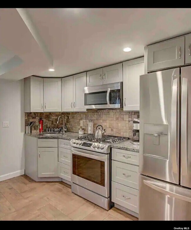 Foto del edificio - 1586 Schenectady Ave