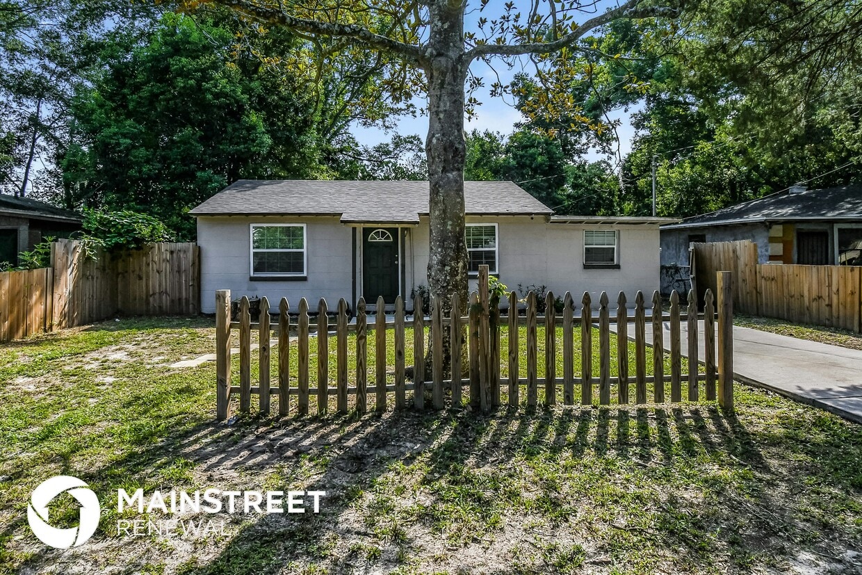 Primary Photo - 9155 5th Ave