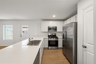 Building Photo - 557 Brook Terrance Ln