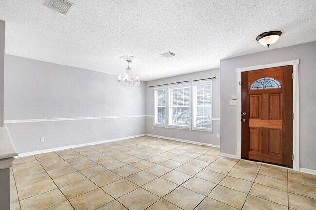 Building Photo - Stunning Corner-Lot Two-Story Home in Prestigious Westover Ridge