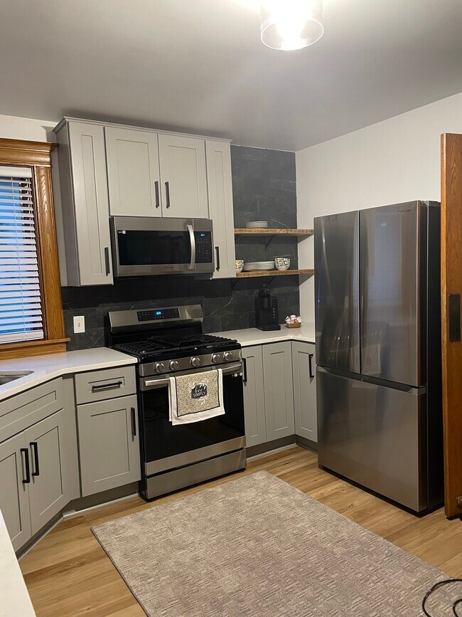 11 3rd Ave NW, Faribault, MN 55021 House Rental in Faribault, MN