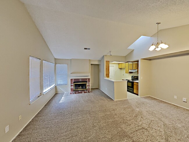 Building Photo - 2174 Sandcastle Way