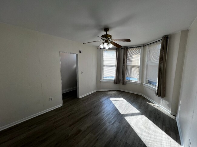 Foto del edificio - 9613 S Ave N