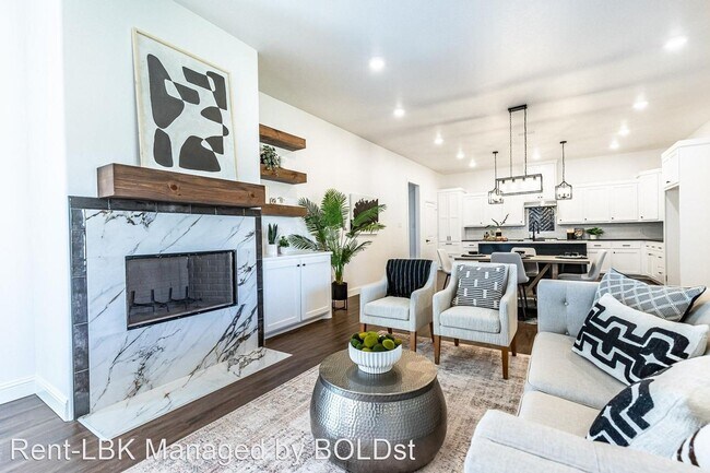 Foto del edificio - 4 br, 2 bath House - 801 N 6th Cir.