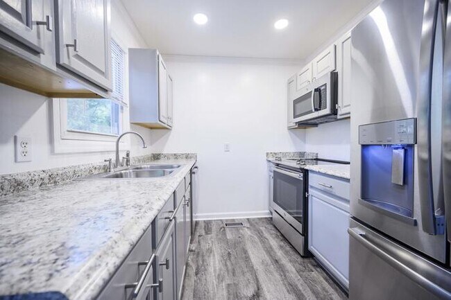 Foto del edificio - 8831 Rocky Fork Rd
