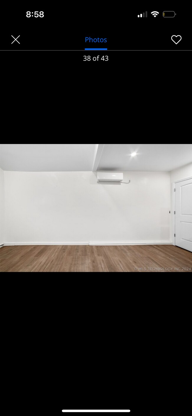 Foto del edificio - 2637 E 4th St