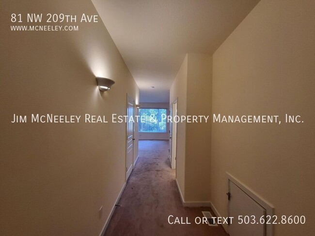 Foto del edificio - 81 NW 209th Ave